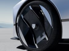 Peugeot Inception Concept 9