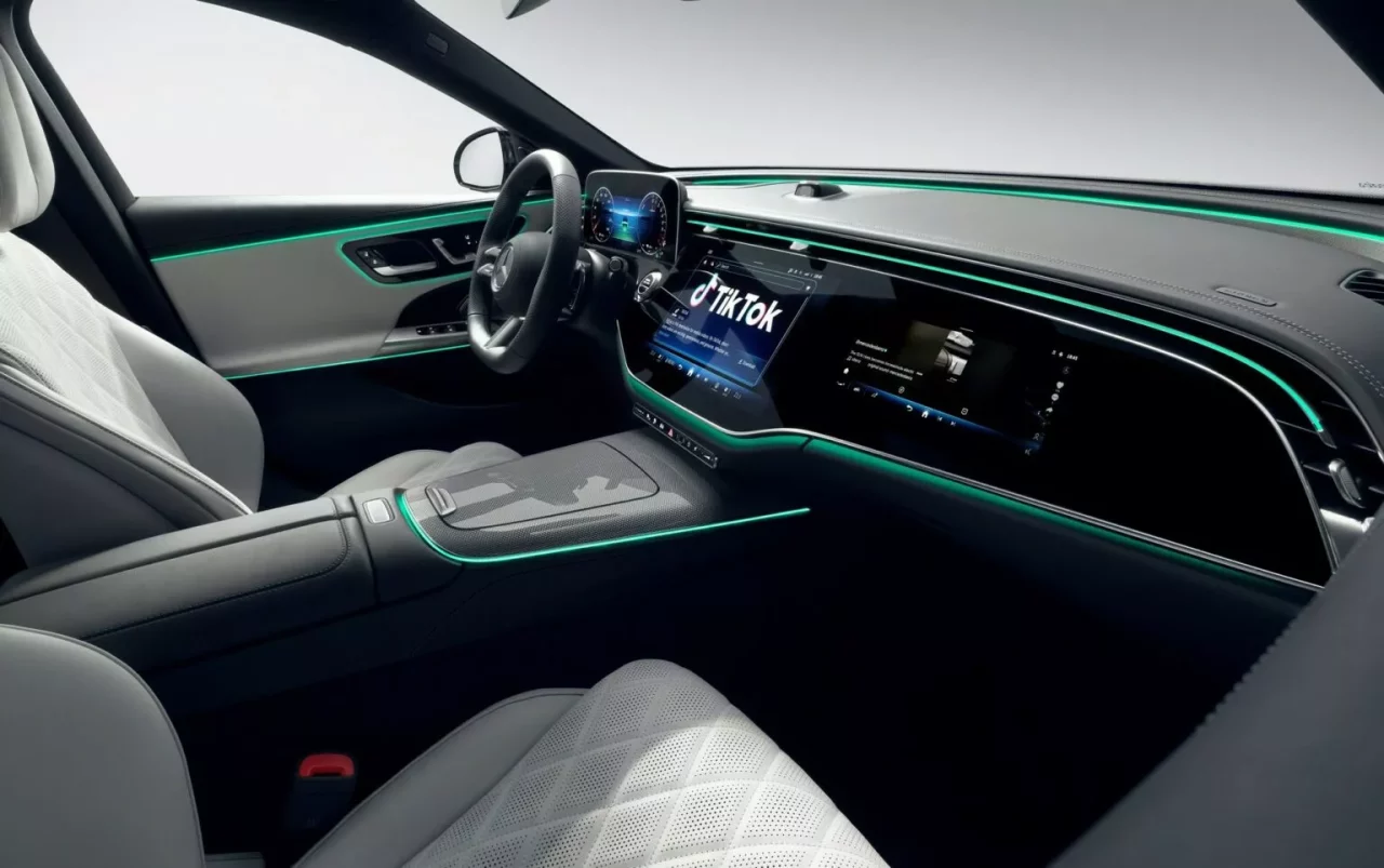 Mercedes Clase E 2024 Interior (15)