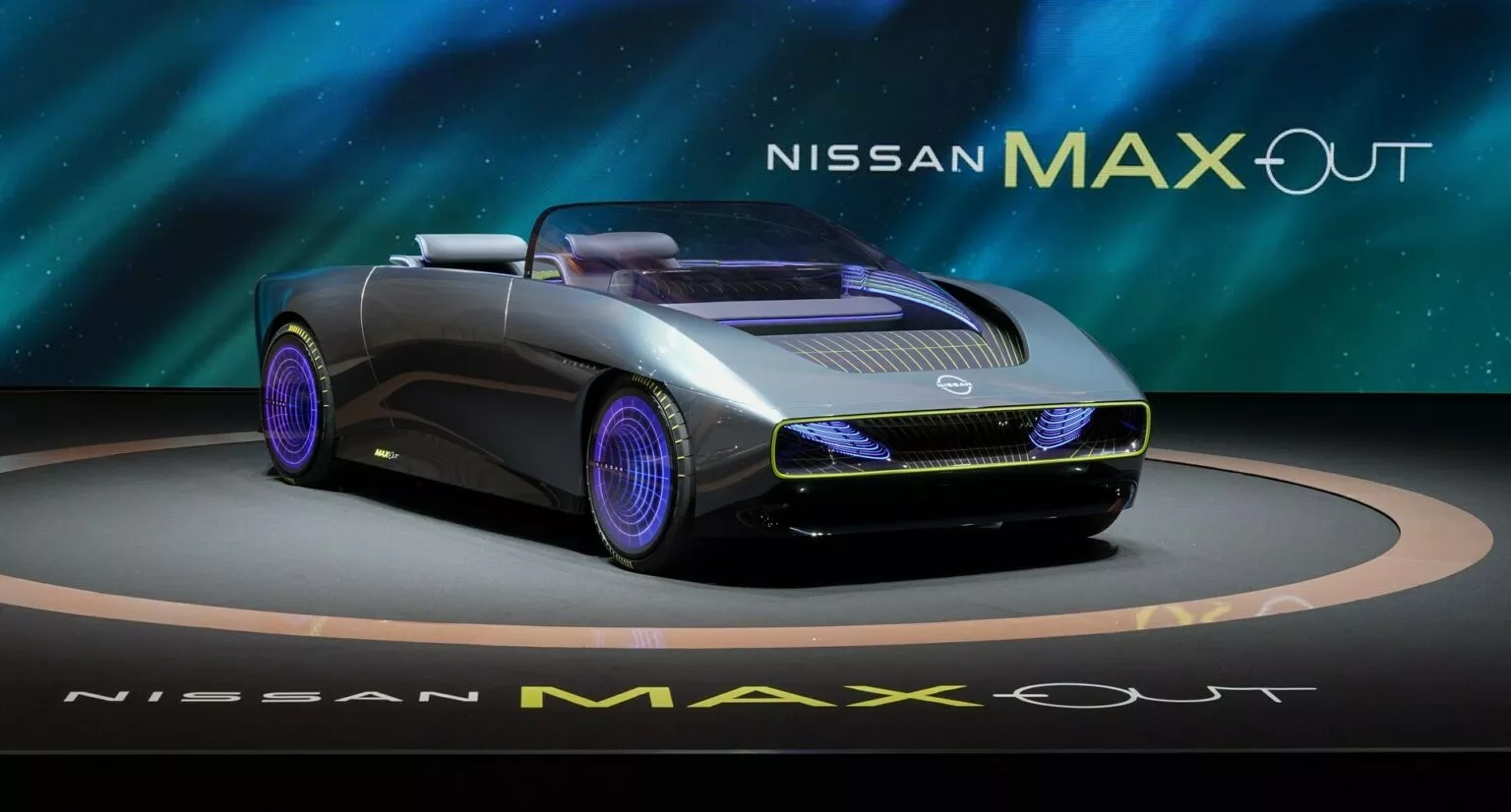 Nissan Max Out Roadster Concept (3)