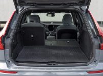 Volvo Xc60 Recharge T8 Awd, Interior