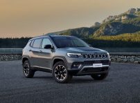 Jeep Compass Upland (1)