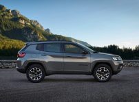 Jeep Compass Upland (3)