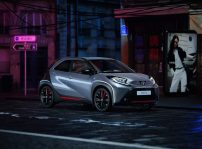 Toyota Aygo X Cross Undercover (5)