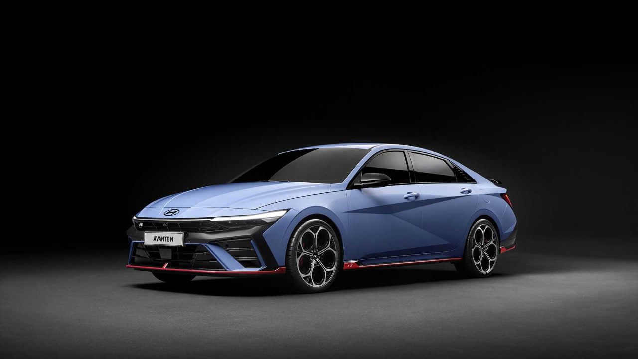 福岡 Hyundai ヒュンダイ エラントラ 左 6MT 値下げ（新型ヒュンダイ 