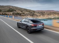 Audi Q8 Sportback E Tron 094