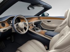 Bentley Continental Gtc Azure 2024 (3)