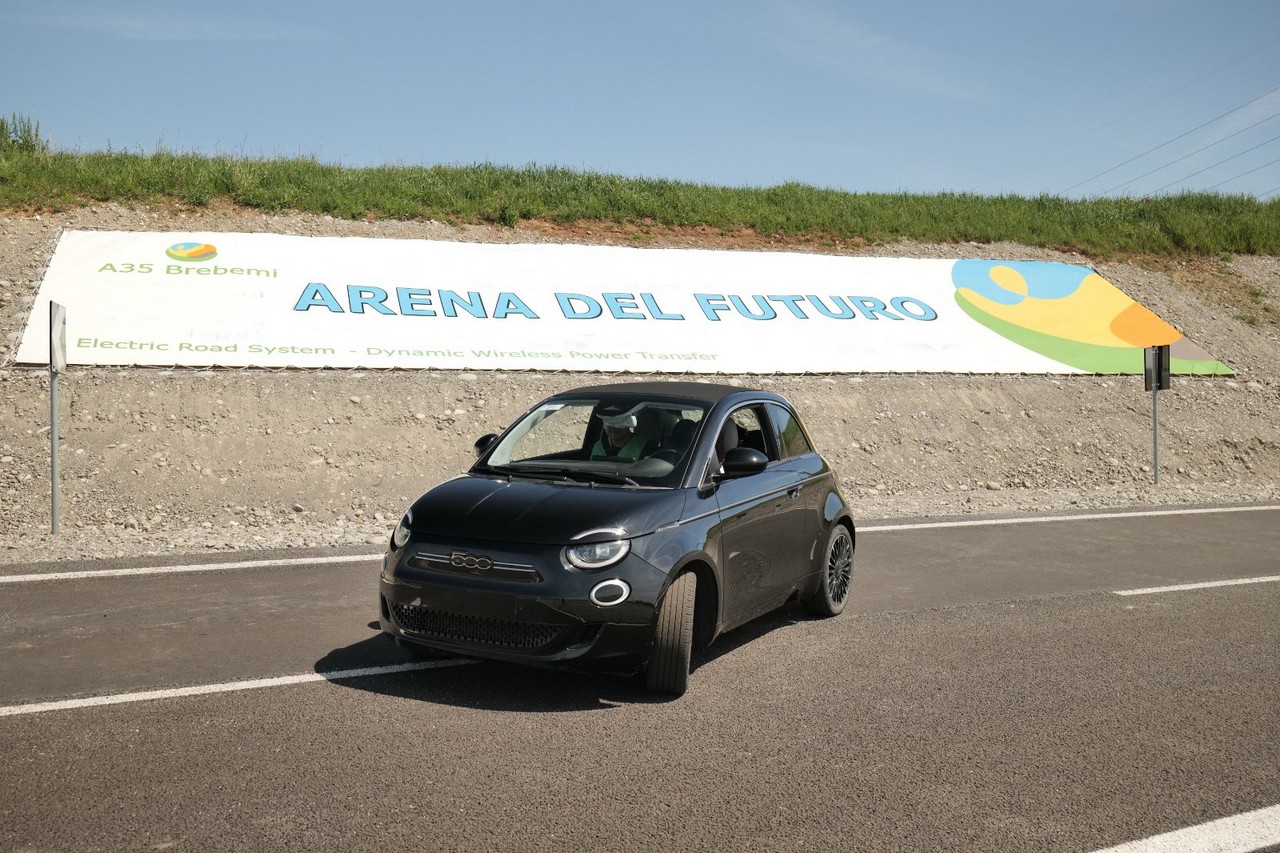 Fiat 500 Carga Inalambrica Pista 12