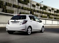 Toyota Yaris 10 Millones 66