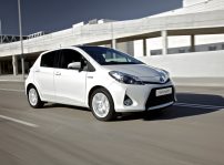 Toyota Yaris 10 Millones 68