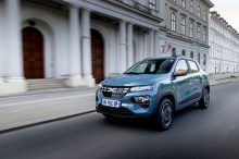 Dacia sube el nivel del Spring con el acabado Extreme y el motor de 65 CV