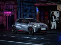 Toyota Aygo X Cross Undercover 10