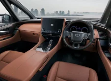 Toyota Alphard And Velfire Interior 46