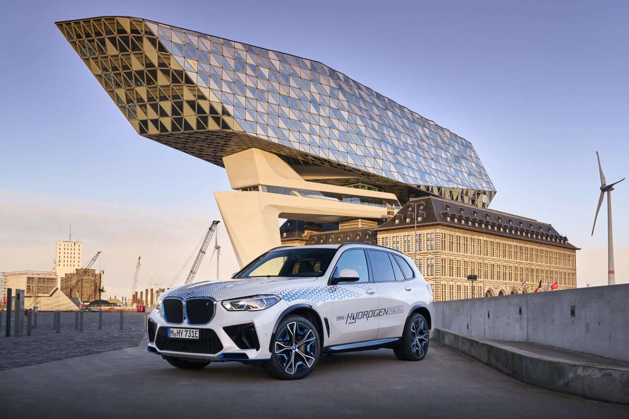 BMW iX5 Hydrogen: el coche de hidrógeno es el futuro