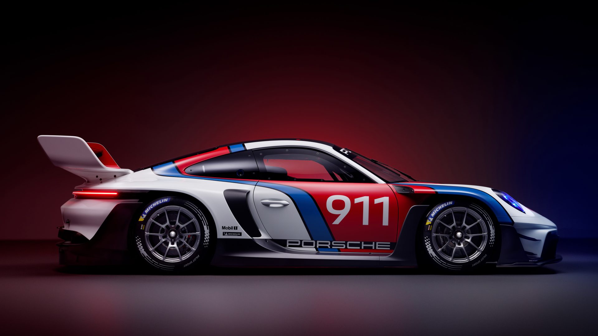 Porsche 911 Gt3 R Rennsport (2)
