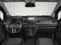 Renault Grand Kangoo 2024 (29)