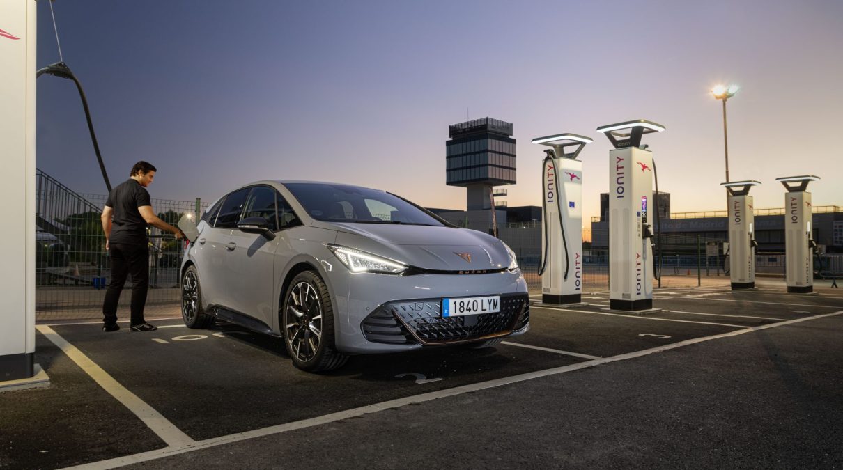 Ranking 2026: los 5 compactos eléctricos con carga rápida más eficiente por debajo de 45.000 euros