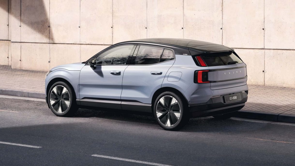 Volvo will make the first deliveries of the EX30 in the United States ...