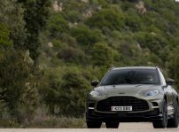 Aston Martin Dbx 707 16