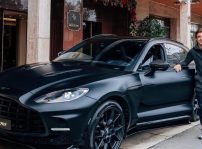 Aston Martin Dbx 707 32