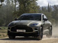 Aston Martin Dbx 707 5