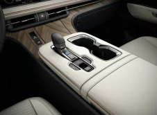 Lexus Lm Interior (39)