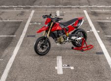 Ducati Hypermotard 698 Mono 2024 (8)