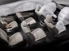 Kia Carnival Interior (15)