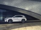 Lexus presenta el acabado Premium en el nuevo SUV NX con motorización híbrida y tracción 4×2