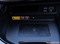 Lexus Nx 450h+ 09