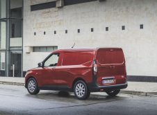 Ford Transit Courier 2024 (22)