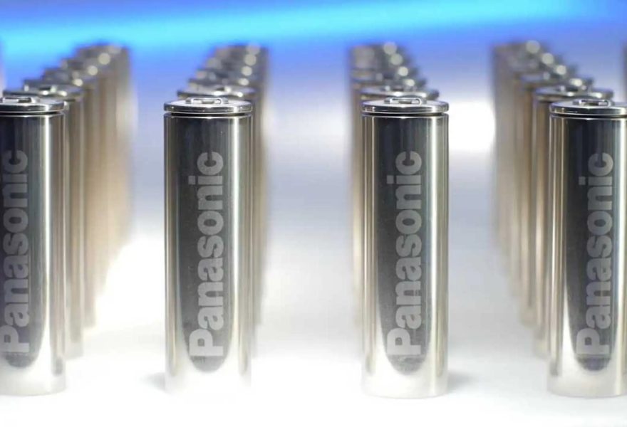 No todas las celdas para vehículos eléctricos son iguales: un estudio compara las de Panasonic con las de LGES y la conclusión final es sorprendente