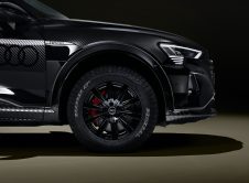 Audi Q8 E Tron Edition Dakar