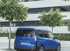 Ford Tourneo Courier 63