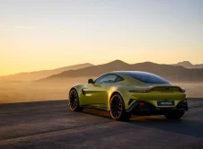 Aston Martin Vantage 2023 (16)
