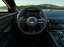 Aston Martin Vantage 2023 Interior (2)