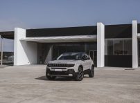 Jeep Avenger 4xe 2024 (5)