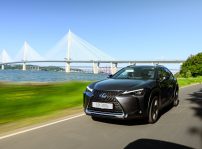 Lexus Ux 300e 2024 (5)