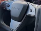 Tesla renueva el volante Yoke del Model S/X y corrige algunos errores