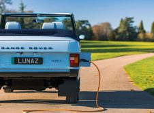 Range Rover Safari Lunaz 02