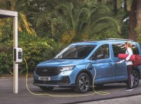 Ford Tourneo Connect Phev 2024 (1)