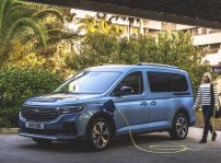 Ford Tourneo Connect Phev 2024 (2)