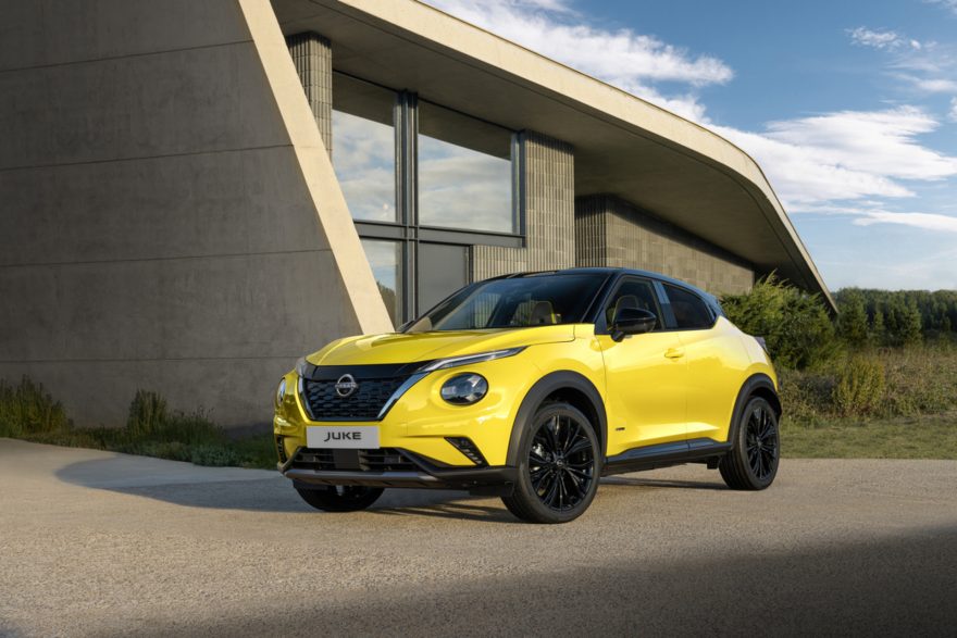 Main Juke Mc 2024 Exterior Iconic Yellow Body Color N Sport Side View Natural Light