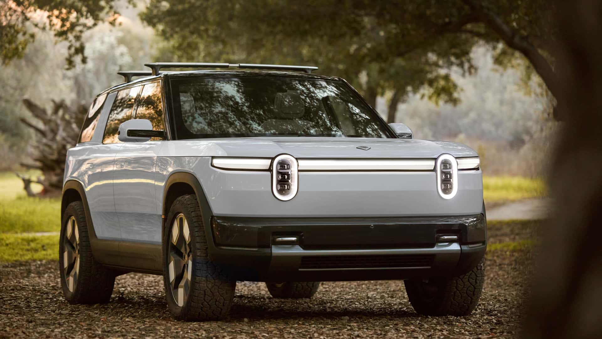 Rivian R2 00003