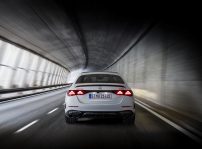 Performance Und Effizienz In Neuer Kombination: Der Mercedes Amg E 53 Hybrid 4matic+ Performance And Efficiency In A New Combination: The Mercedes Amg E 53 Hybrid 4matic+