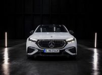 Performance Und Effizienz In Neuer Kombination: Der Mercedes Amg E 53 Hybrid 4matic+ Performance And Efficiency In A New Combination: The Mercedes Amg E 53 Hybrid 4matic+