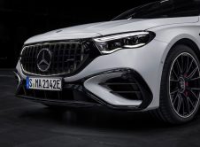 Performance Und Effizienz In Neuer Kombination: Der Mercedes Amg E 53 Hybrid 4matic+ Performance And Efficiency In A New Combination: The Mercedes Amg E 53 Hybrid 4matic+