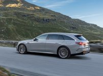 Performance Und Effizienz In Neuer Kombination: Der Mercedes Amg E 53 Hybrid 4matic+ Performance And Efficiency In A New Combination: The Mercedes Amg E 53 Hybrid 4matic+