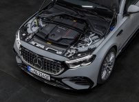 Performance Und Effizienz In Neuer Kombination: Der Mercedes Amg E 53 Hybrid 4matic+ Performance And Efficiency In A New Combination: The Mercedes Amg E 53 Hybrid 4matic+