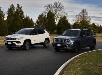 Jeep Renegade Compass E Hybrid 2024 (2)