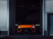 Lamborghini Urus 14